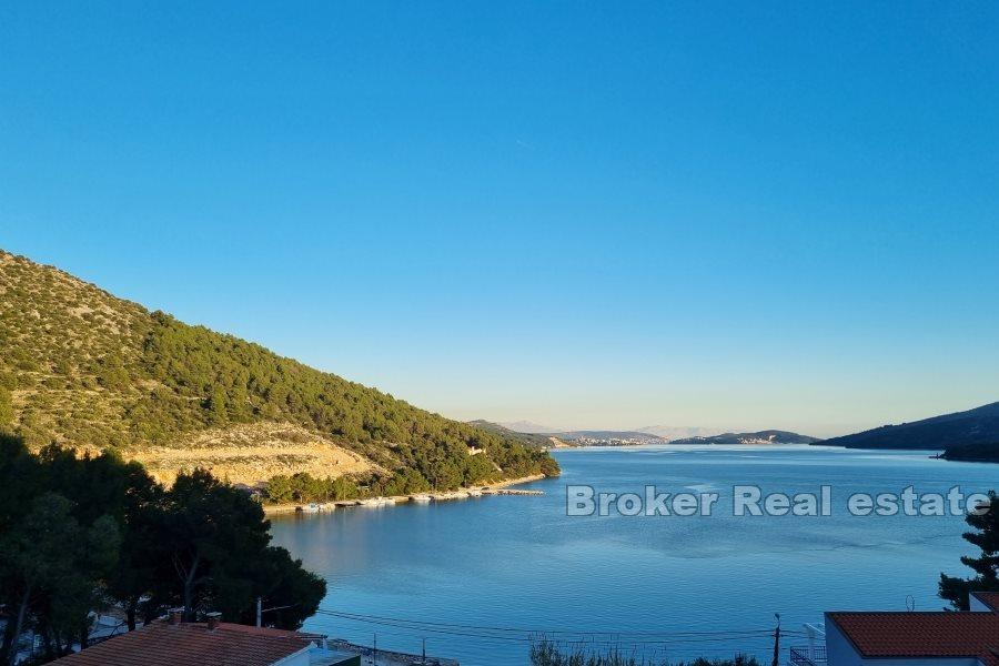 Marina - Hus med basseng og havutsikt