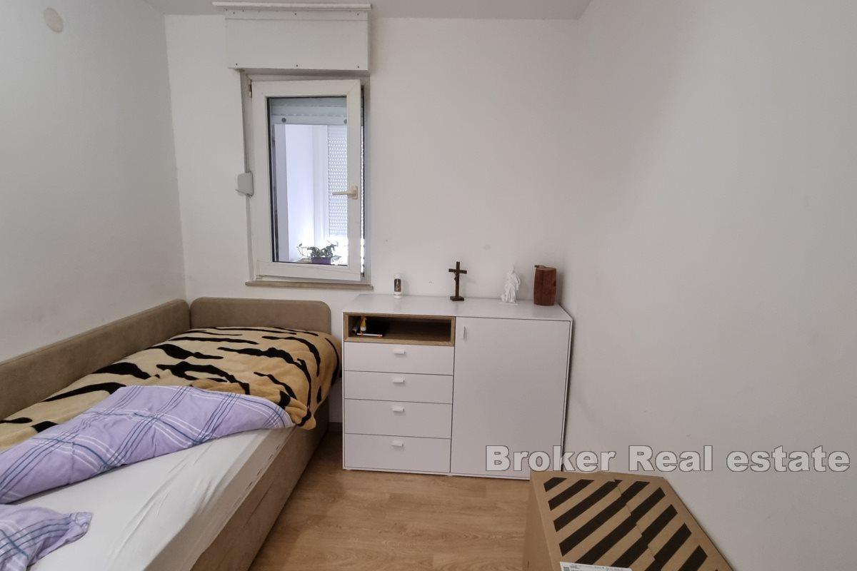 A large apartment in an excellent location