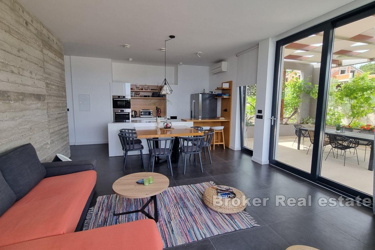 Villa con piscina vicino alla spiaggia