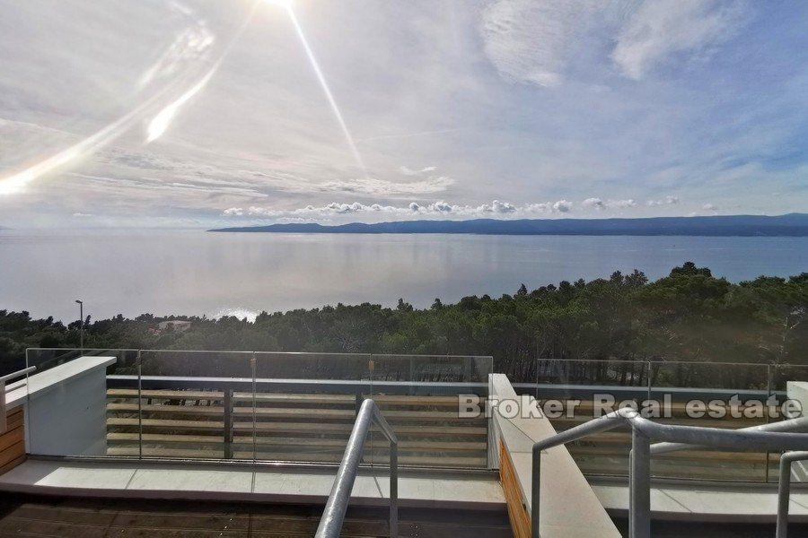 Omiš - Moderní vila s bazénem a výhledem na moře