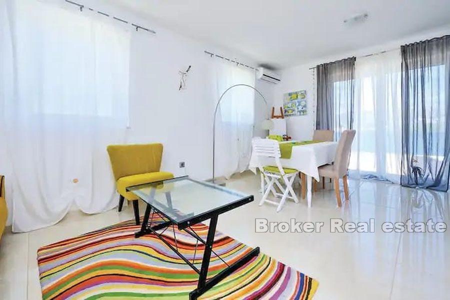 Zadar - House with apartments next to the beach