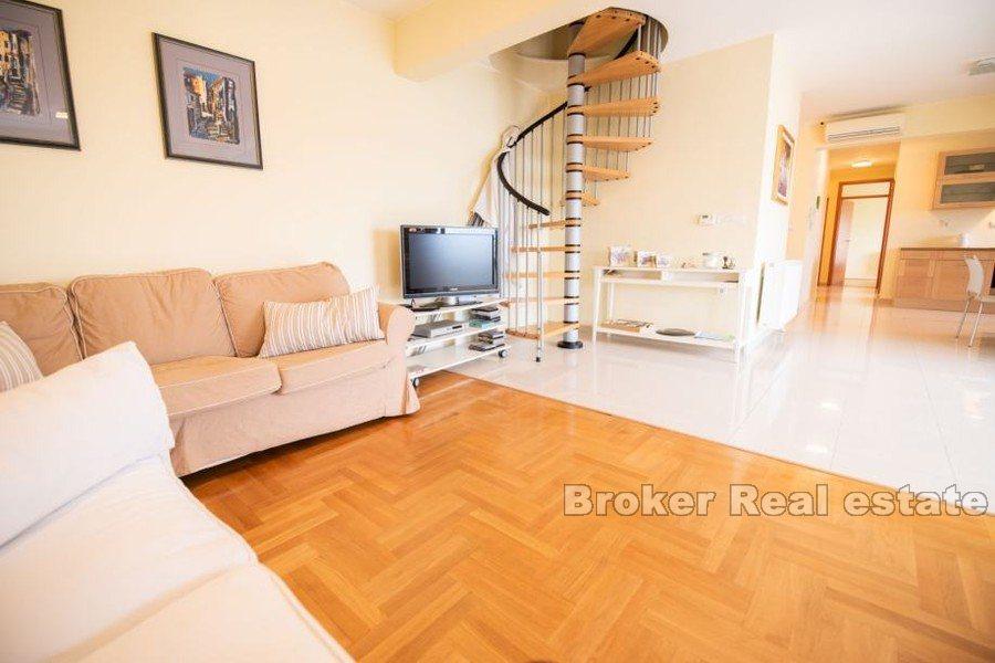 Zadar - Penthouse z 3 sypialniami i otwartym widokiem