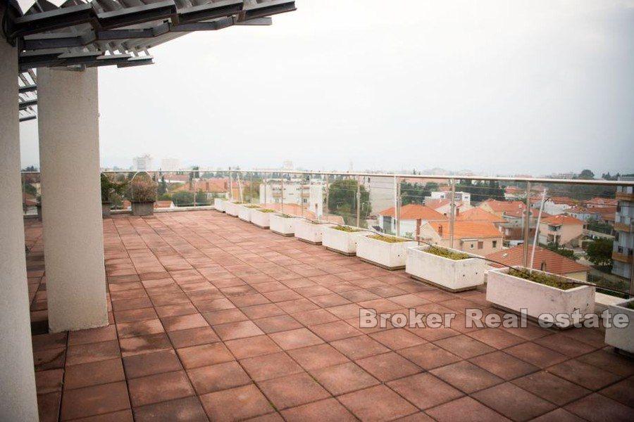 Zadar - Penthouse z 3 sypialniami i otwartym widokiem