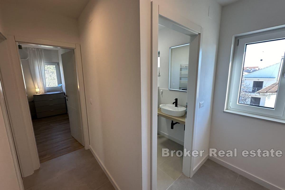 Zadar - Etagelägenhet med takterrass i en ny byggnad