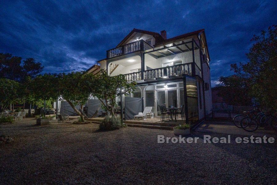 Vir - Apartment house in a quiet location