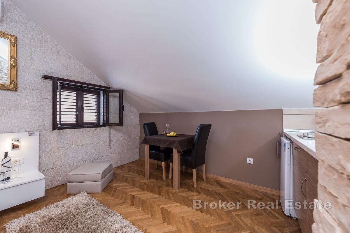 Zadar - Aparthotel s uhodanim turističkim poslom