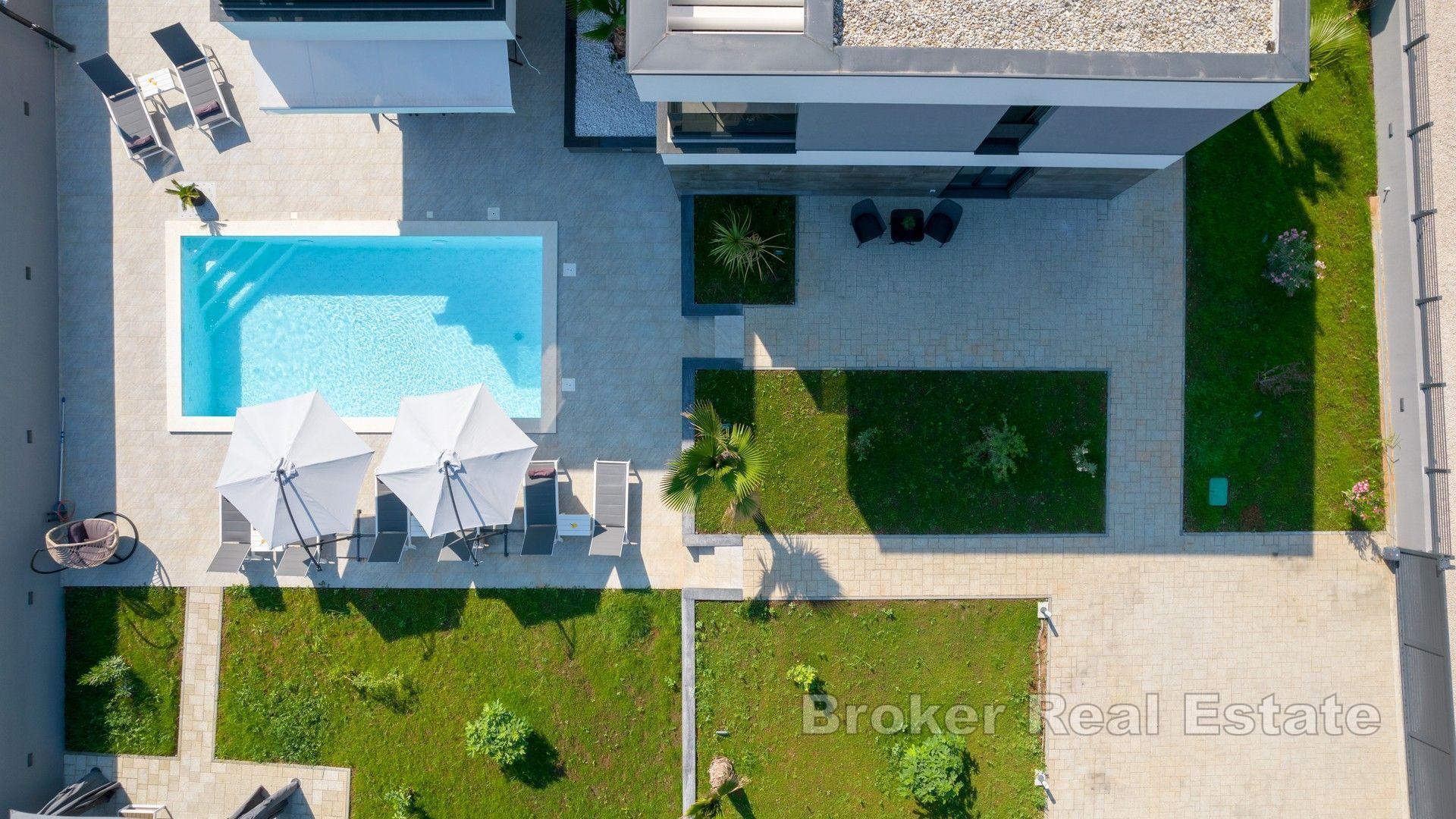 Ny modern villa nära Zadar