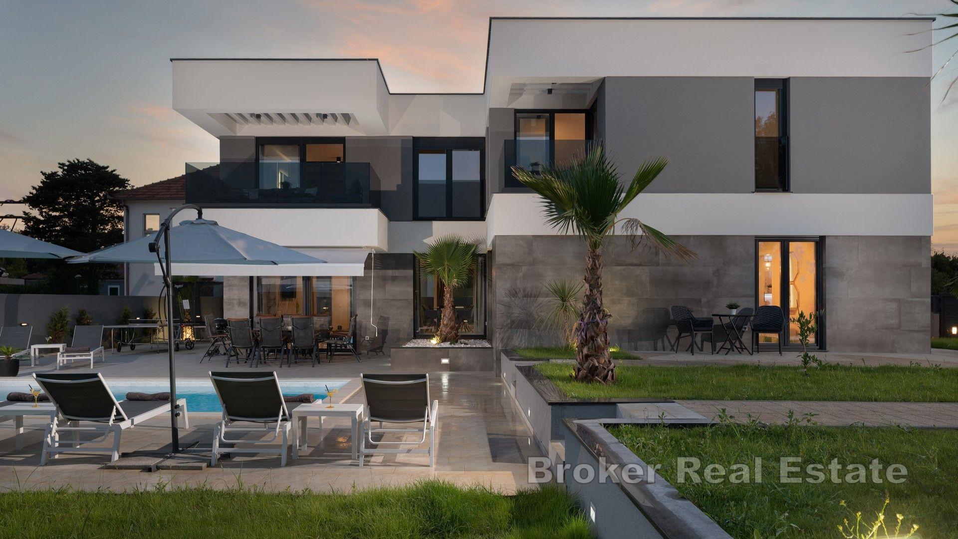 Ny modern villa nära Zadar