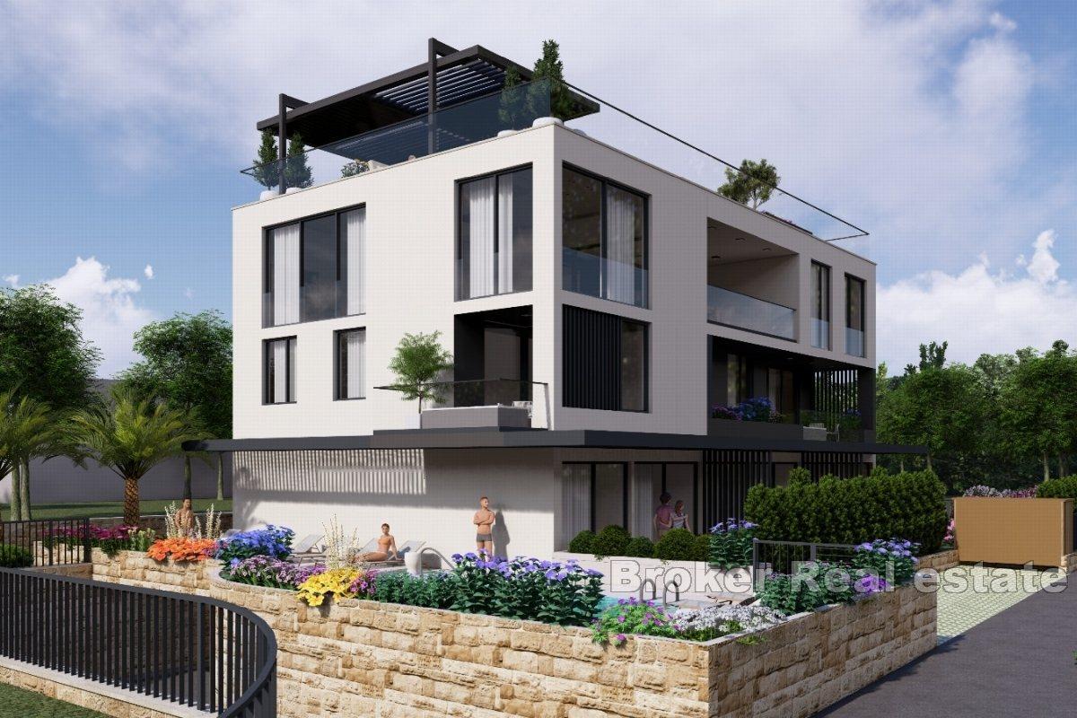 Penthouse, situé dans un nouvel immeuble avec vue sur la mer