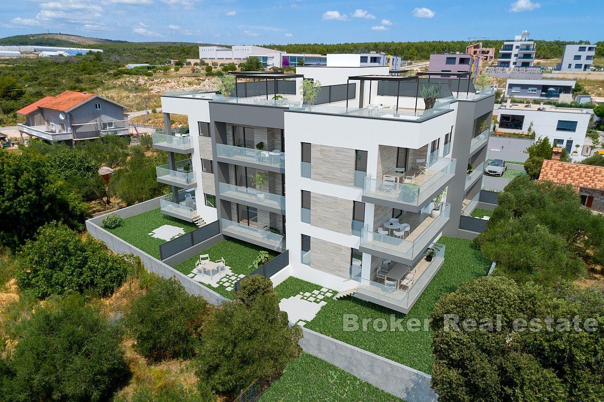 Newly built penthouse with roof terrace