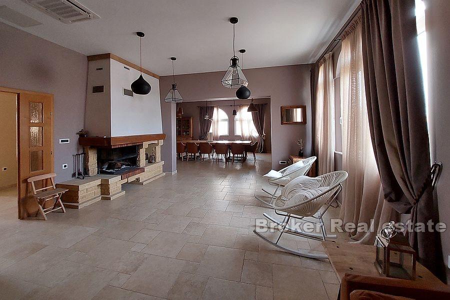 W pobliżu Zadaru - Piękny dom z basenem