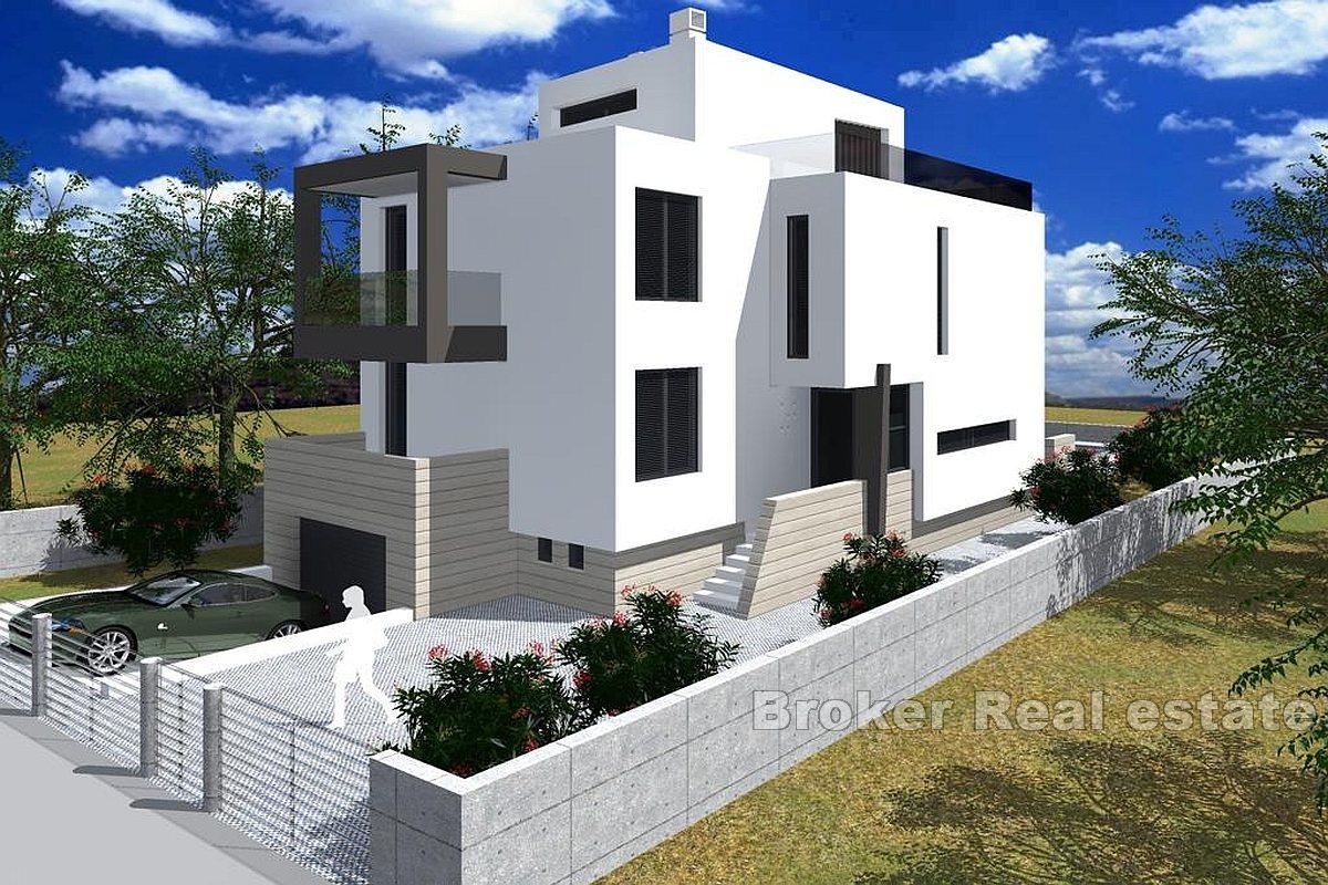 Neu gebaute Luxusvilla mit Panoramablick auf das Meer
