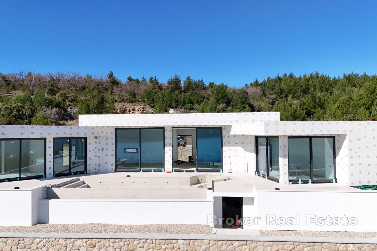 Exklusive moderne Villa mit wunderschönem Meerblick