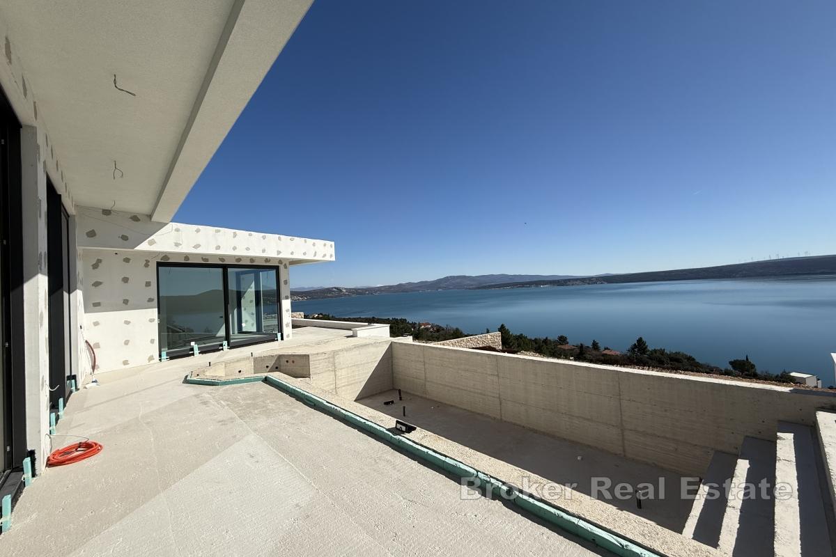 Exklusive moderne Villa mit wunderschönem Meerblick