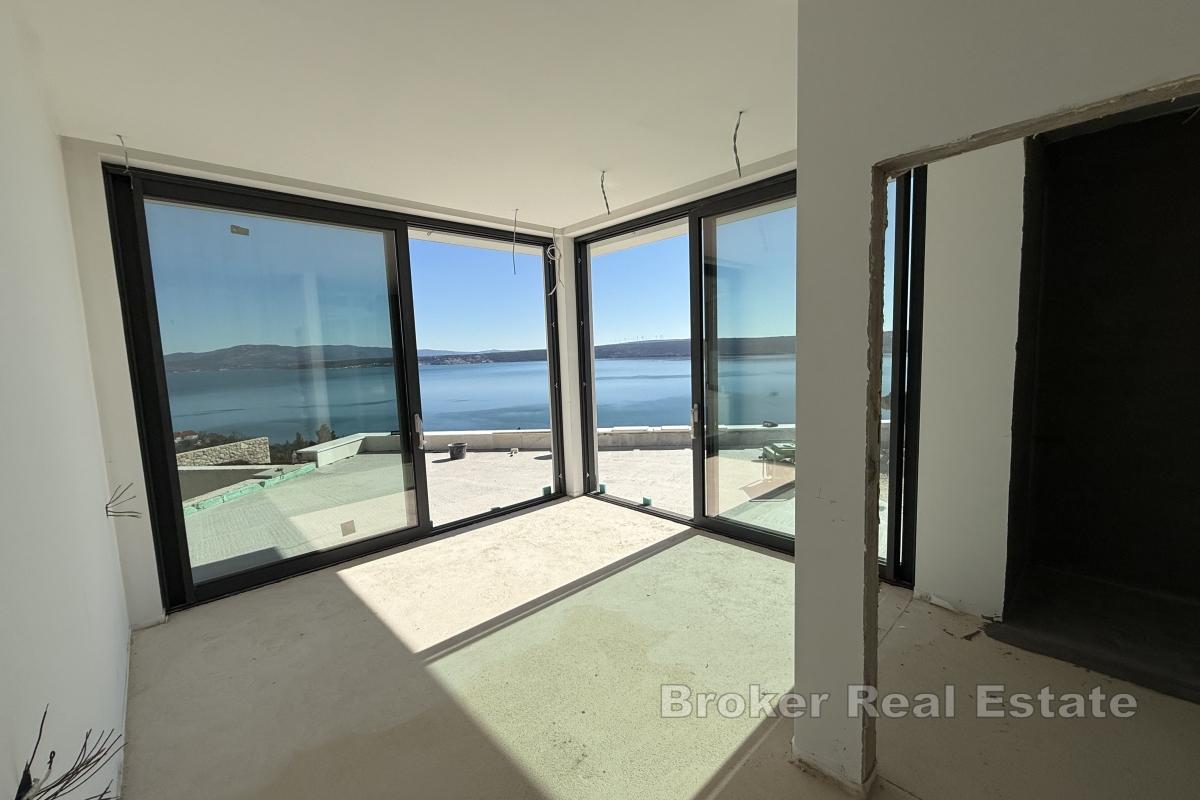 Exklusive moderne Villa mit wunderschönem Meerblick