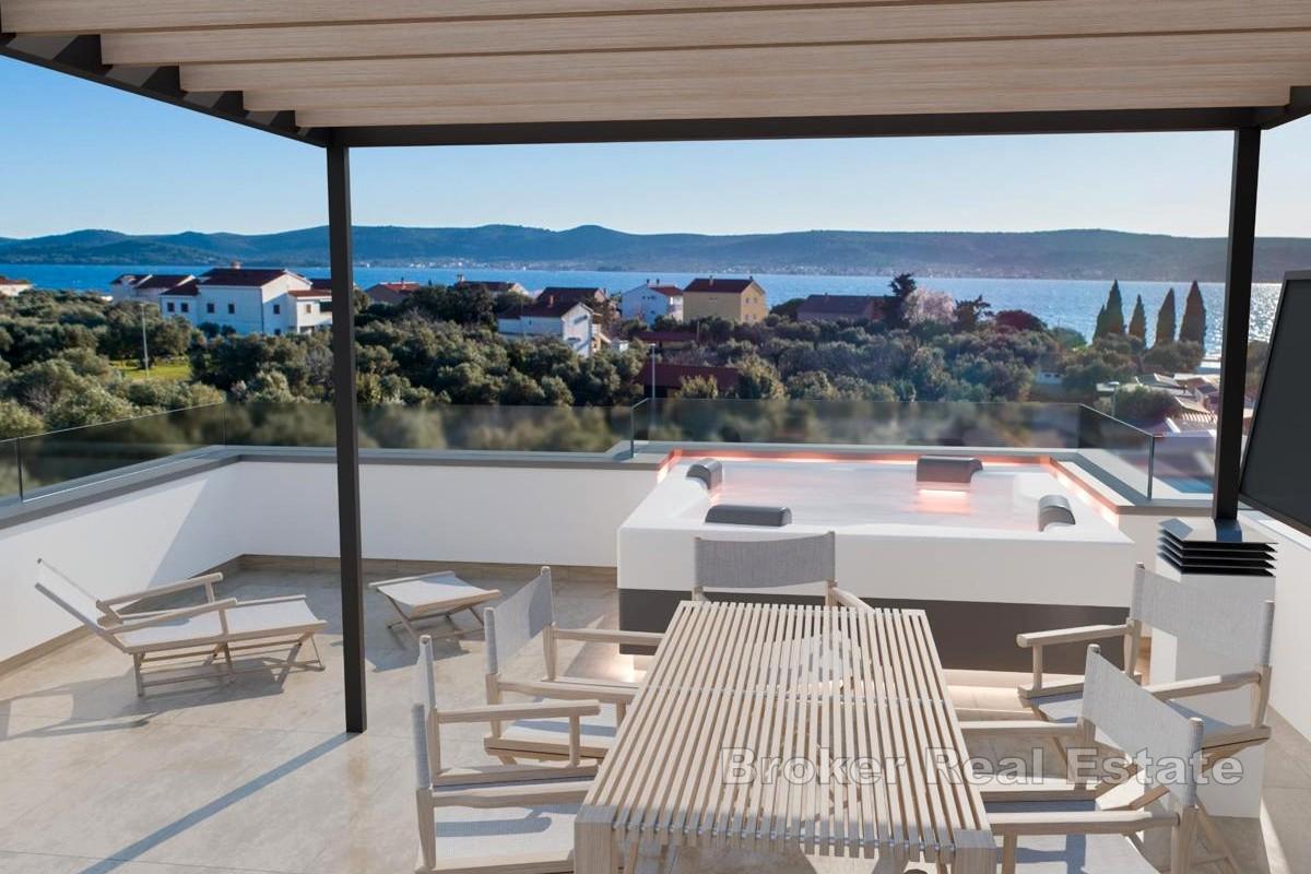 Appartamento con due camere da letto e terrazza privata sul tetto