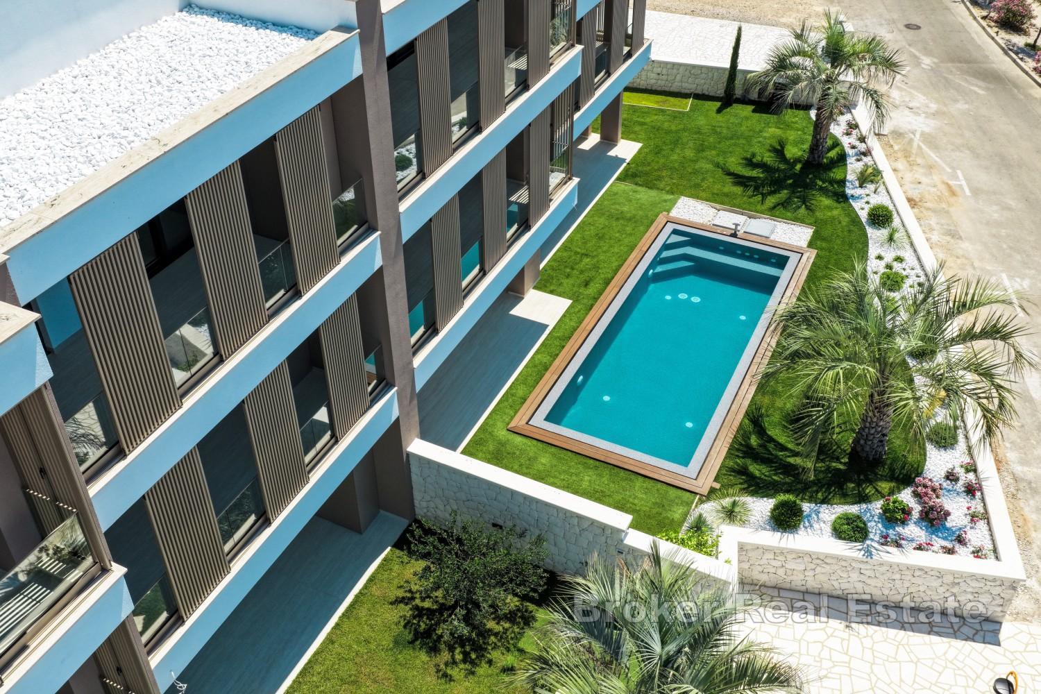 Zadarská oblasť - Luxusný apartmán v prvom rade pri mori
