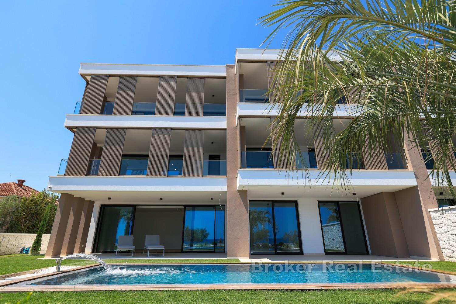Wohnung mit privatem Pool in einem Neubau