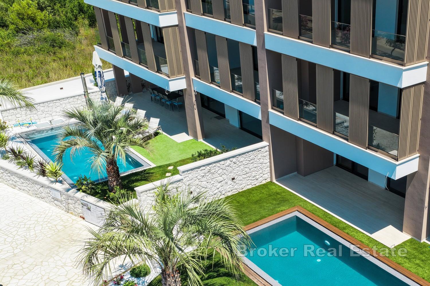 Wohnung mit privatem Pool in einem Neubau