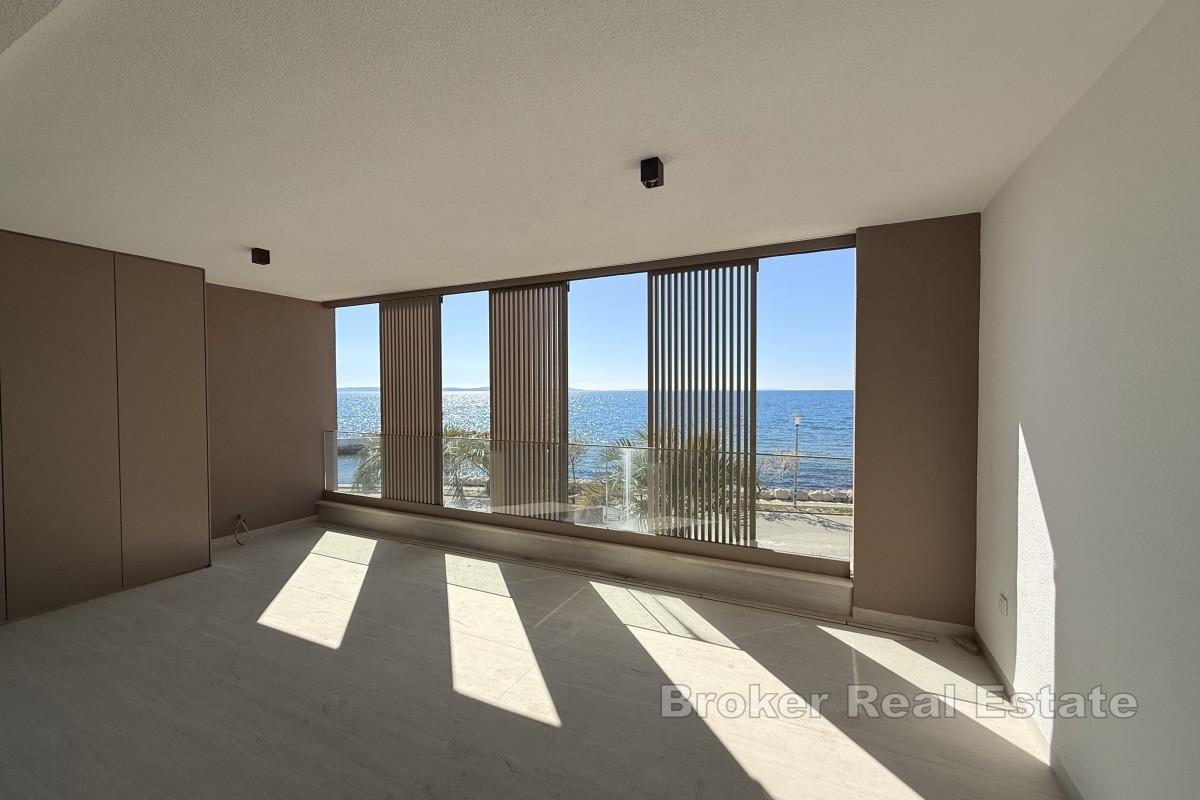 Esclusivo appartamento in palazzina di nuova costruzione in riva al mare