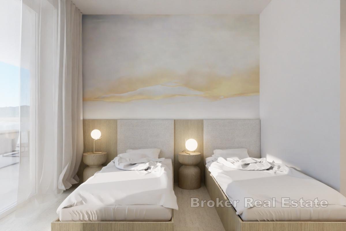 Luksusowy penthouse z widokiem na morze i prywatnym basenem