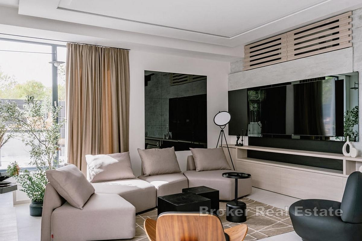 Modernes Haus zu vermieten