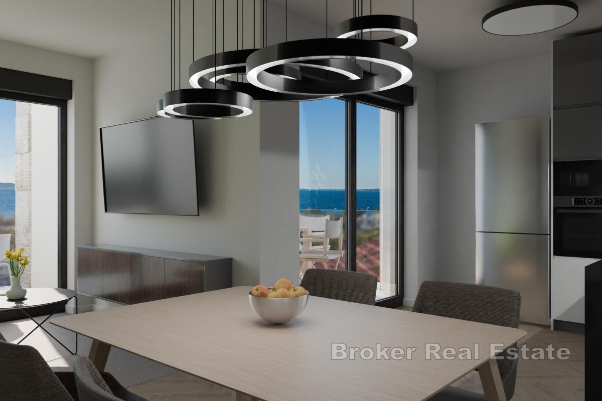 Funktionell enrumslägenhet på andra våningen med två balkonger