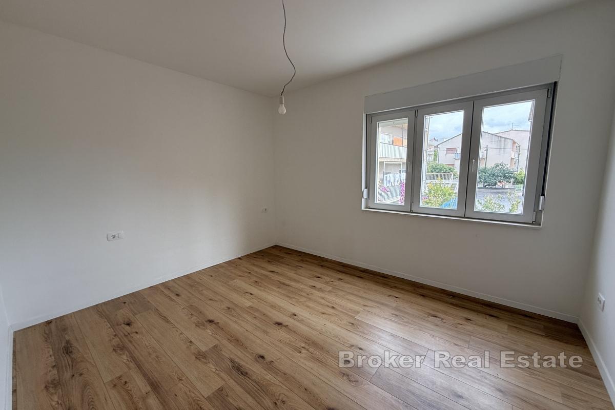 Trojizbový byt s výhľadom na more – Visoka, Split