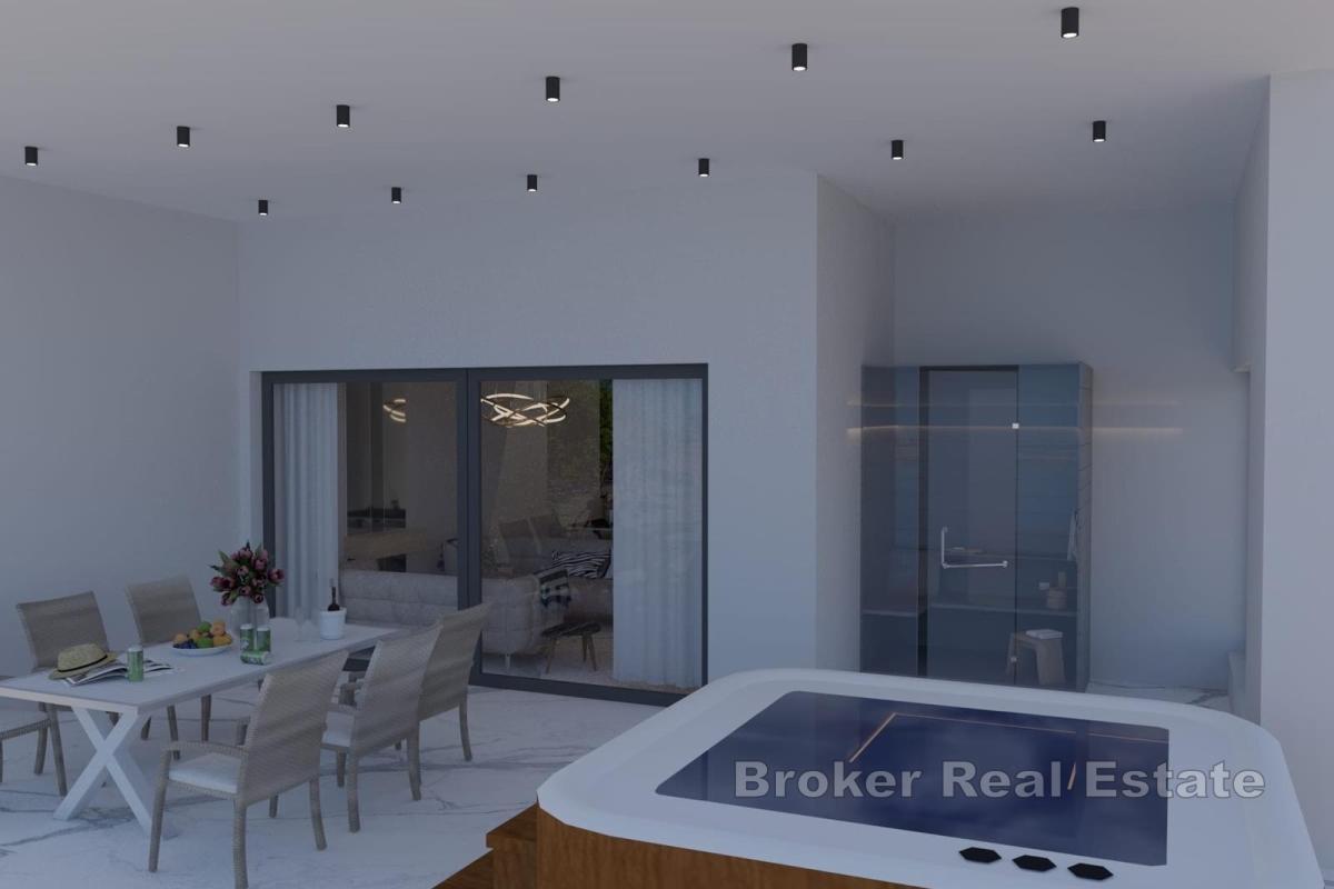 Třípokojový apartmán s bazénem v první řadě u moře