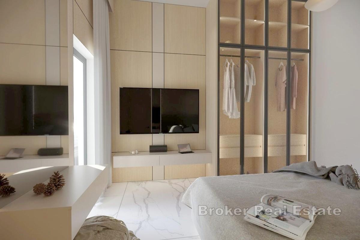 Apartmán s bazénem v první řadě u moře