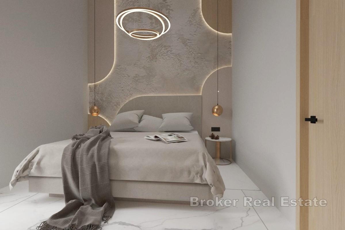 Luxuriöses Penthouse mit Pool und Panoramablick aufs Meer, in erster Reihe zum Strand