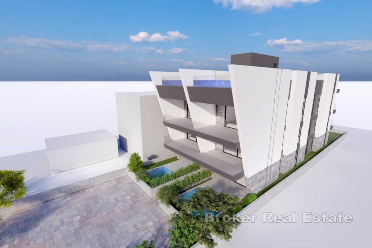 Apartament na parterze z basenem, pierwszy rząd od morza