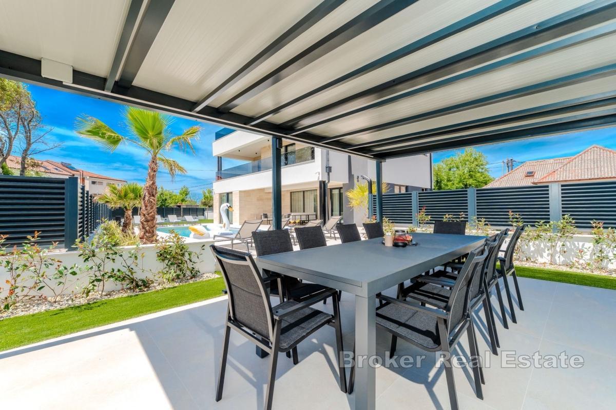 Villa avec piscine et jacuzzi - vue mer