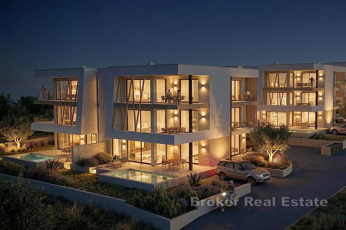 Elegancki apartament na parterze z basenem