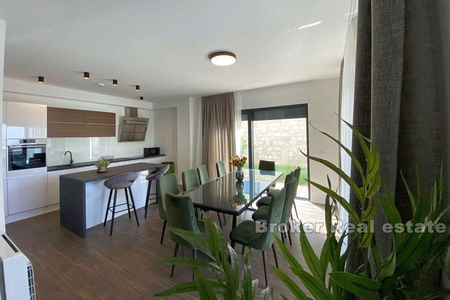 U Splitu - Vila s bazénem