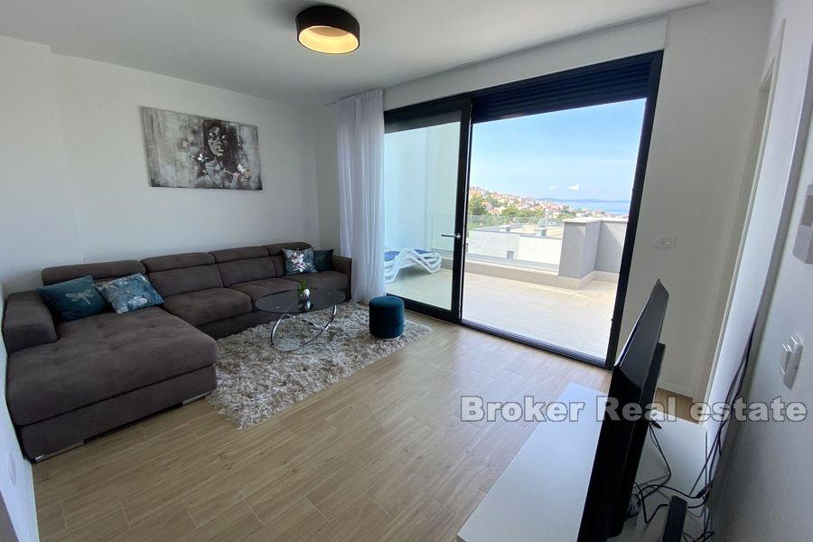 Delat område - Villa med utsikt över havet