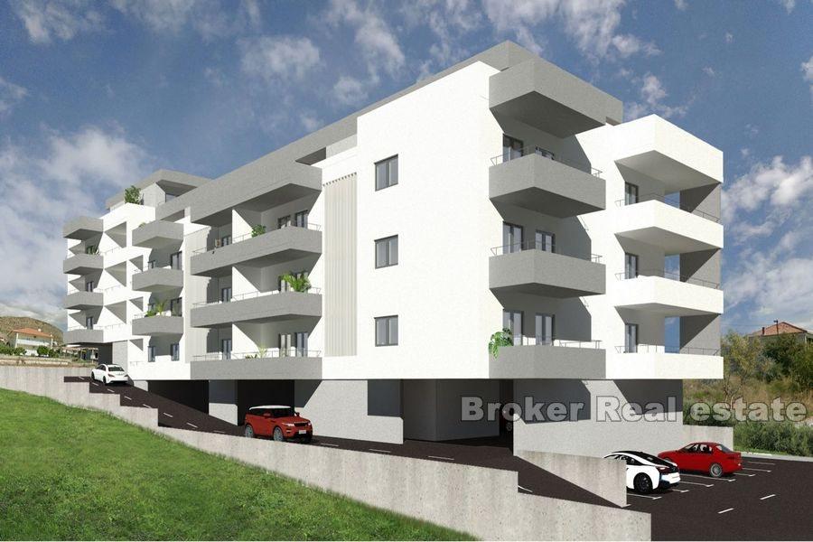 Trogir - Deux locaux commerciaux dans un emplacement attrayant