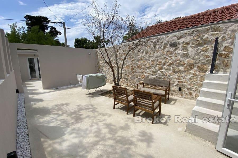 Zadar - Kamenný dům na samotě