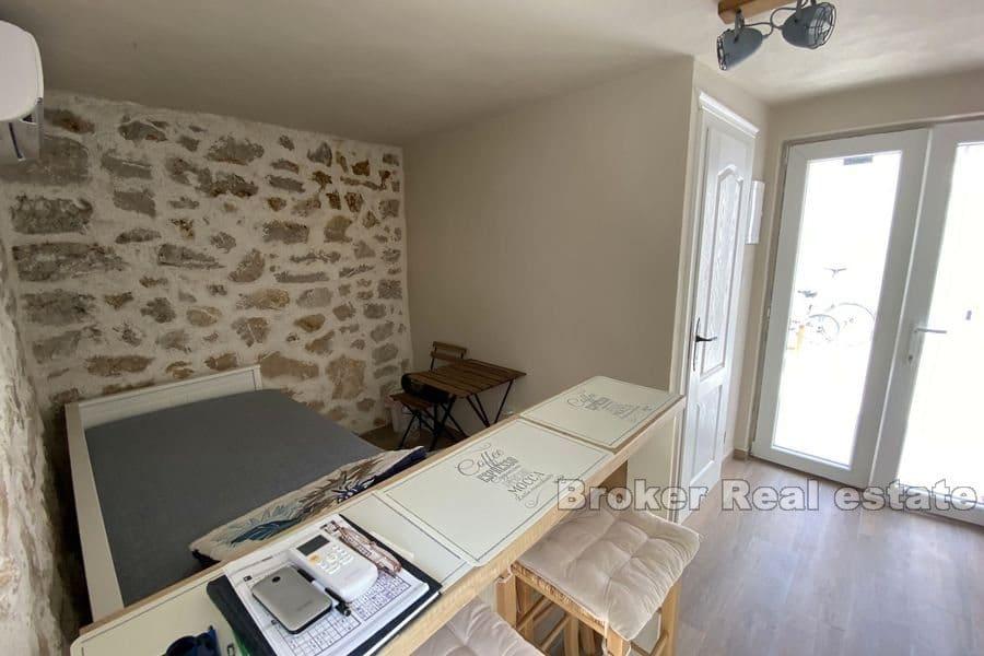 Zadar - Kamenný dům na samotě