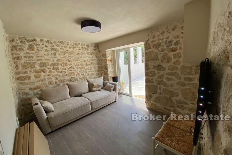 Zadar - Kamenný dům na samotě