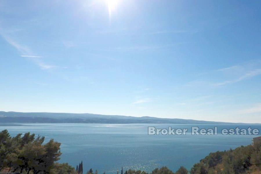 Omiš - Romslig byggetomt