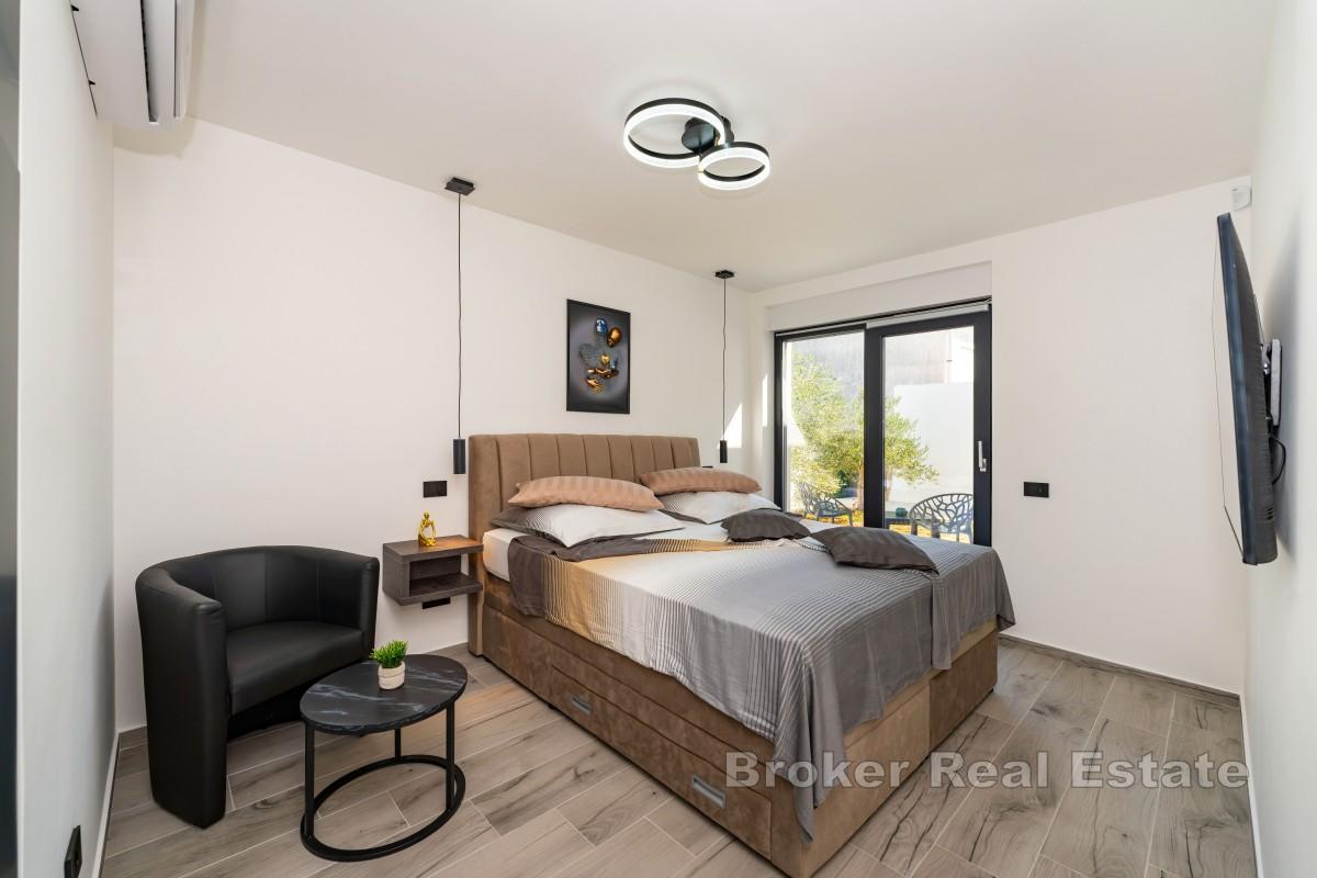 Zadar - Moderná vila s výhľadom na more a bazénom