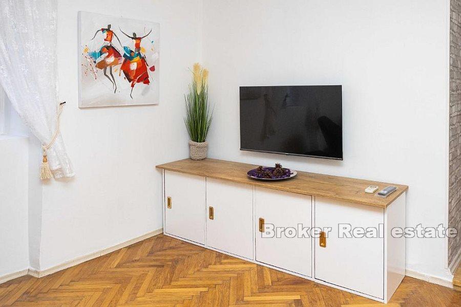 Split - Center, Newly renovated one-bedroom apartment