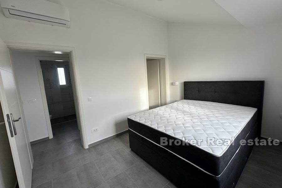 Zadar - Nowa konstrukcja z basenem i widokiem na morze