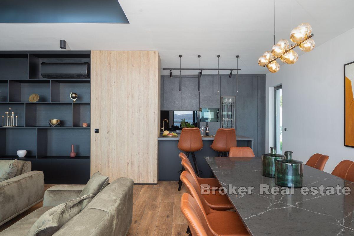 Villa de luxe avec piscine et vue mer