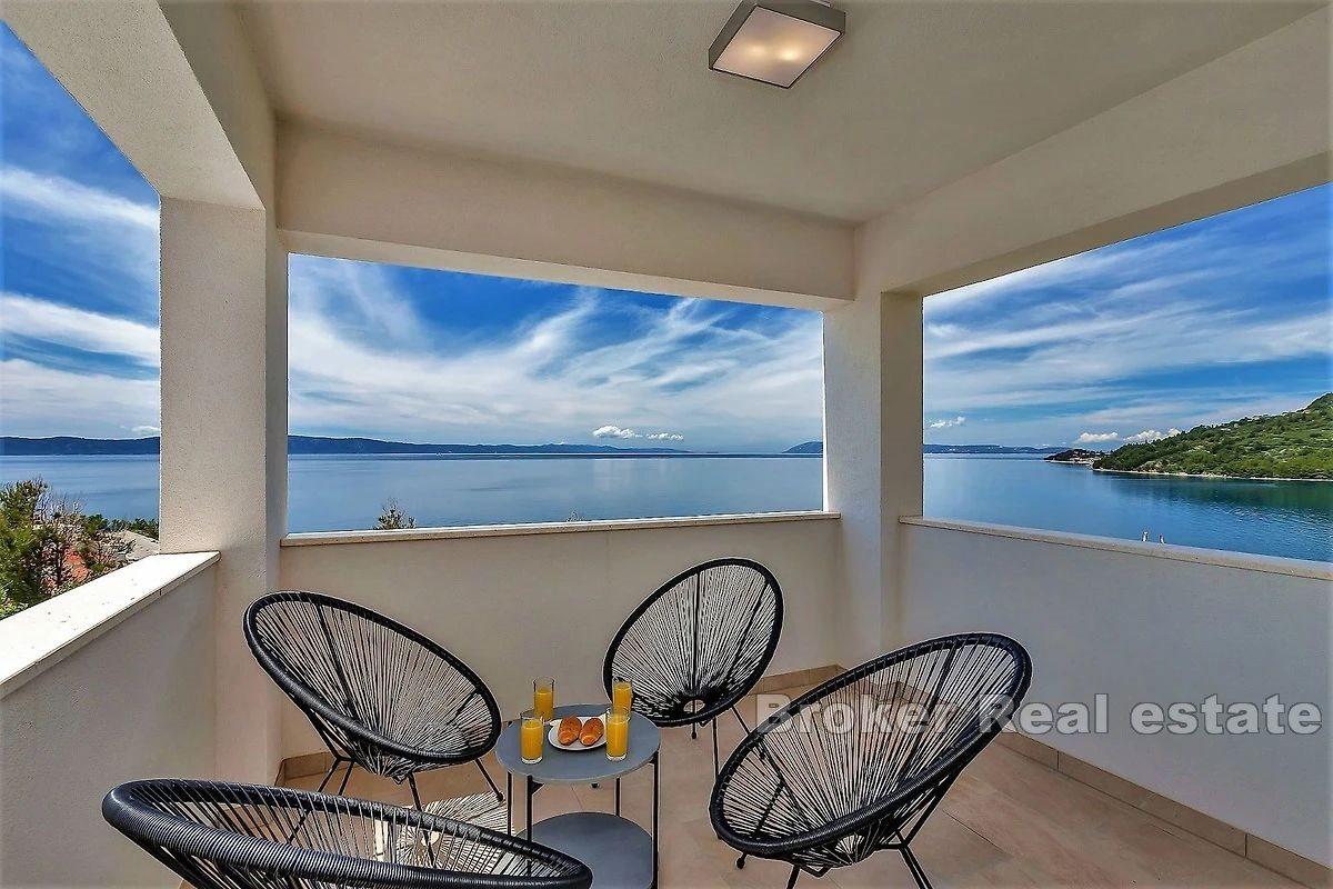 Piękna willa z widokiem na morze