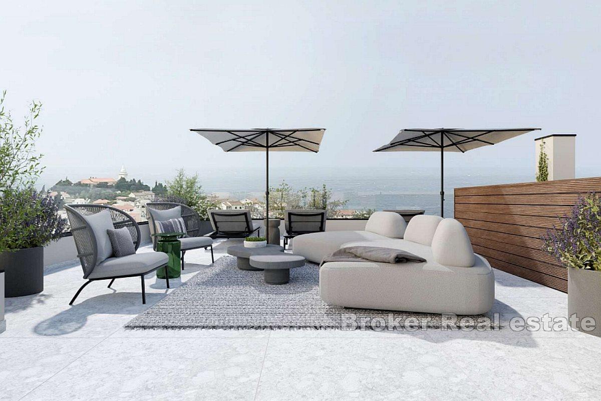 Trosobni penthouse s dominantnim pogledom