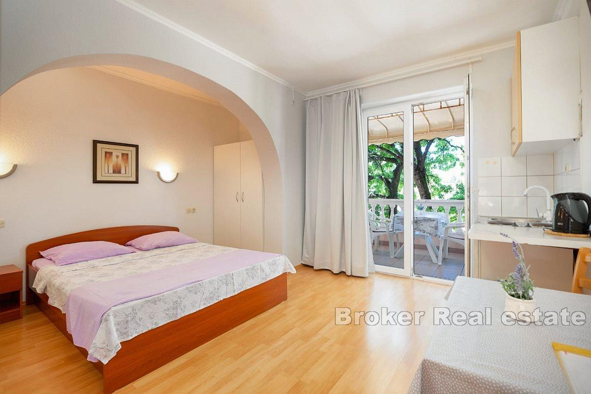 Maison avec 6 appartements et restaurant