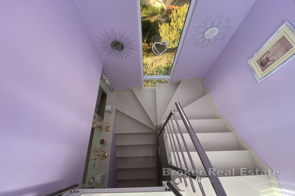 Blízko Splitu - Dom s neuveriteľným výhľadom na more