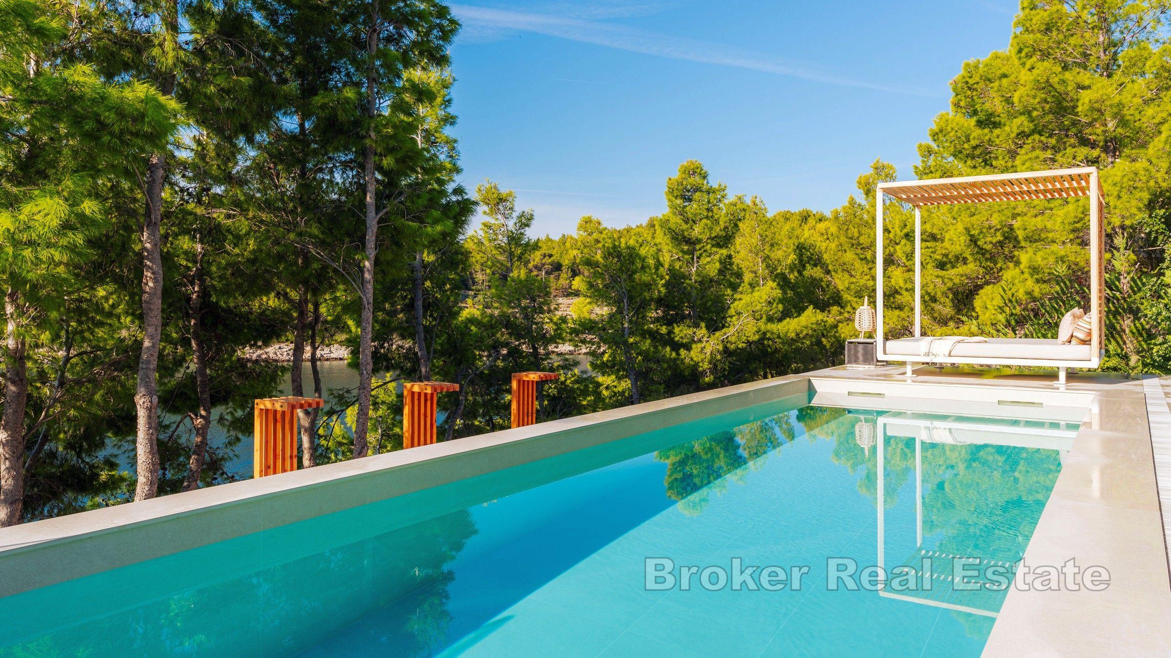 Niepowtarzalna nieruchomość w pierwszym rzędzie do morza